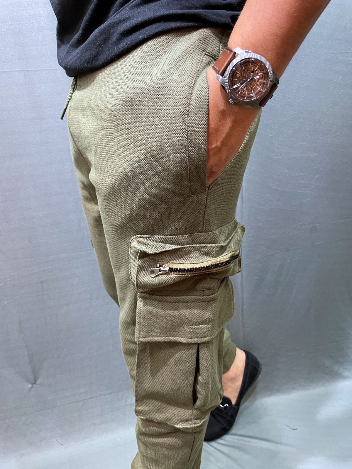 Waffle Track With 6 Pocket Style